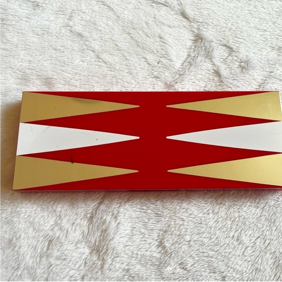 Estee Lauder Pure Color Envy
Sculpting EyeShadew & Cheek Palette -
GLAM NEW - Picture 6 of 7